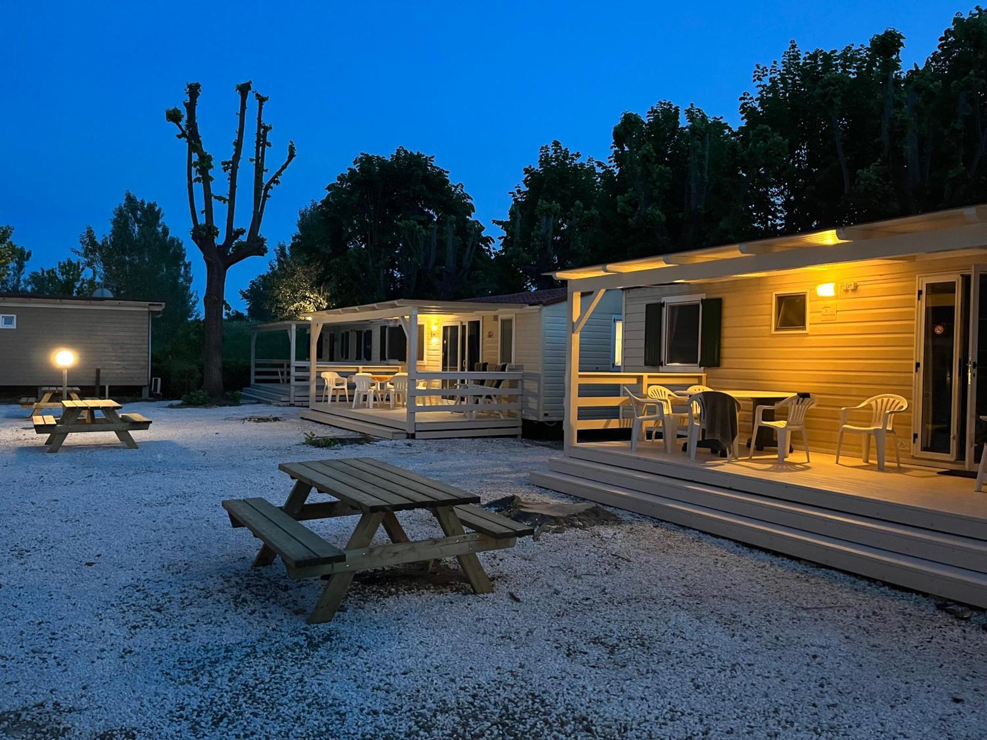 Chalet Camping River Italie Met 2 Slaapkamers 아메그리아 외부 사진